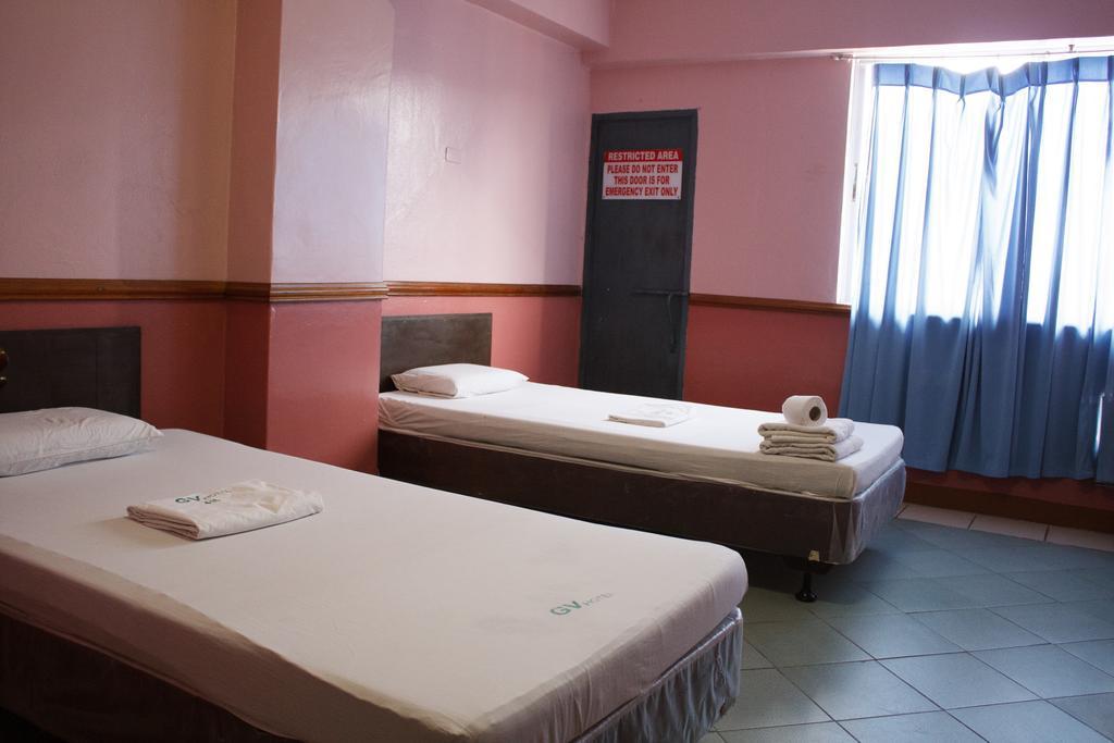 Gv Hotel - Maasin Maasin  Bagian luar foto