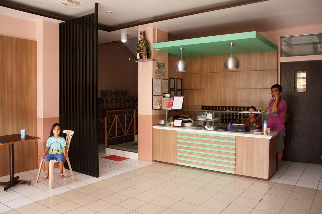 Gv Hotel - Maasin Maasin  Bagian luar foto