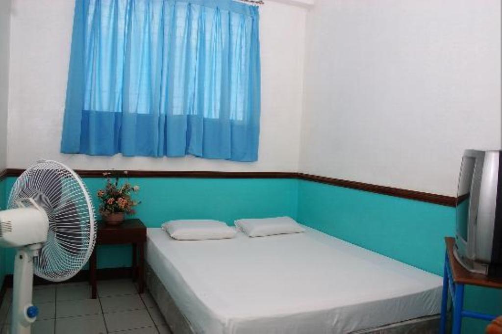 Gv Hotel - Maasin Maasin  Bagian luar foto