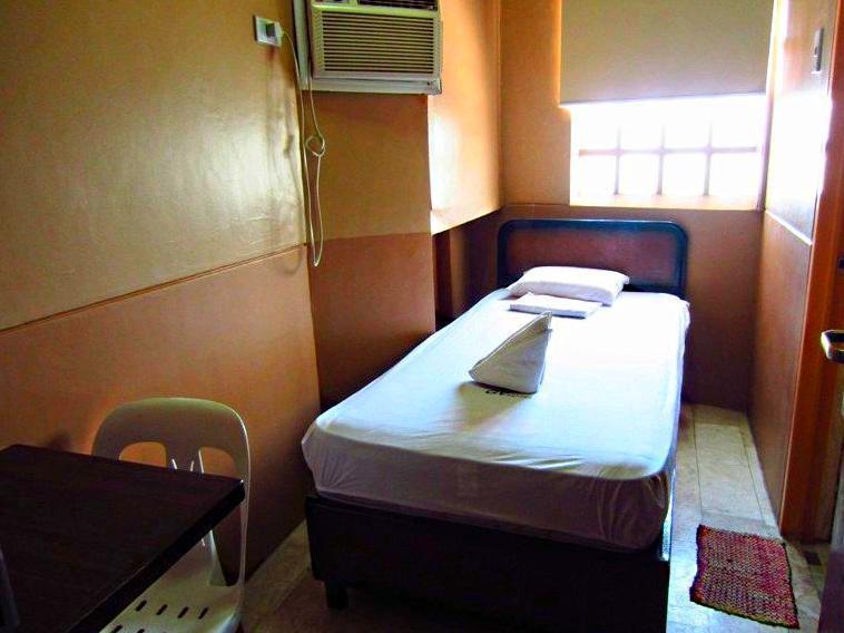 Gv Hotel - Maasin Maasin  Bagian luar foto